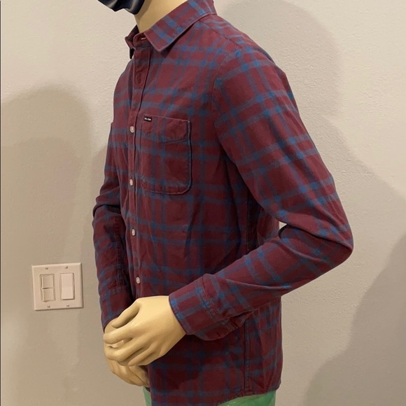 Volcom Men’s Long Sleeve Button Down Size medium - Picture 7 of 10